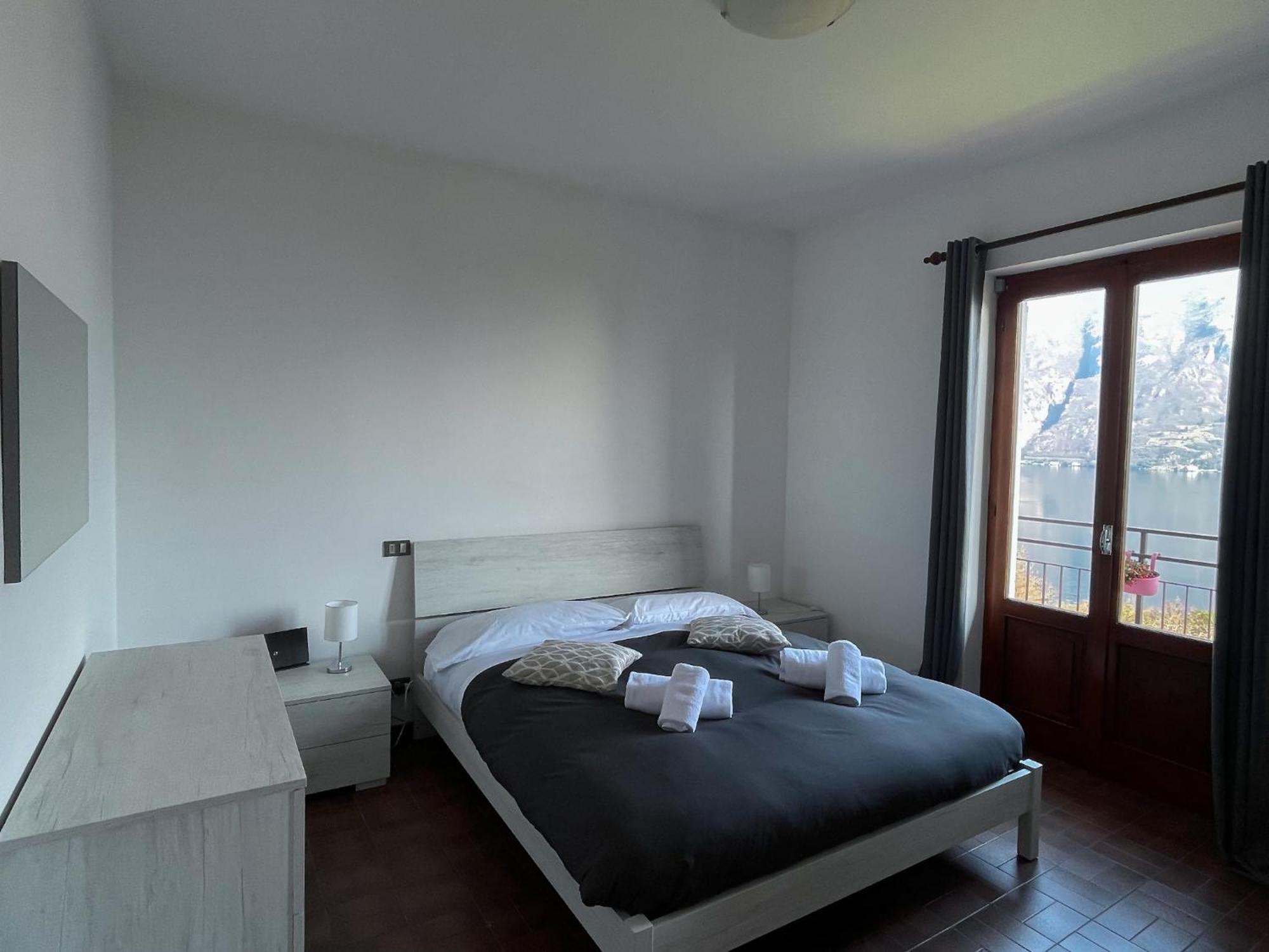 Appartamento Tivano Balcone Con Vista Lago Bellagio Eksteriør billede